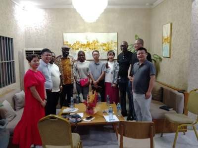 MEETING WITH THE DIRECTOR OF THE FISHERIES COMMISSION AND A DELEGATION OF CHINESE INVESTORS AND BUSINESS LEADERS